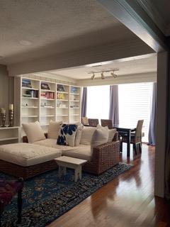 Building Photo - 155 World of Tennis Sq