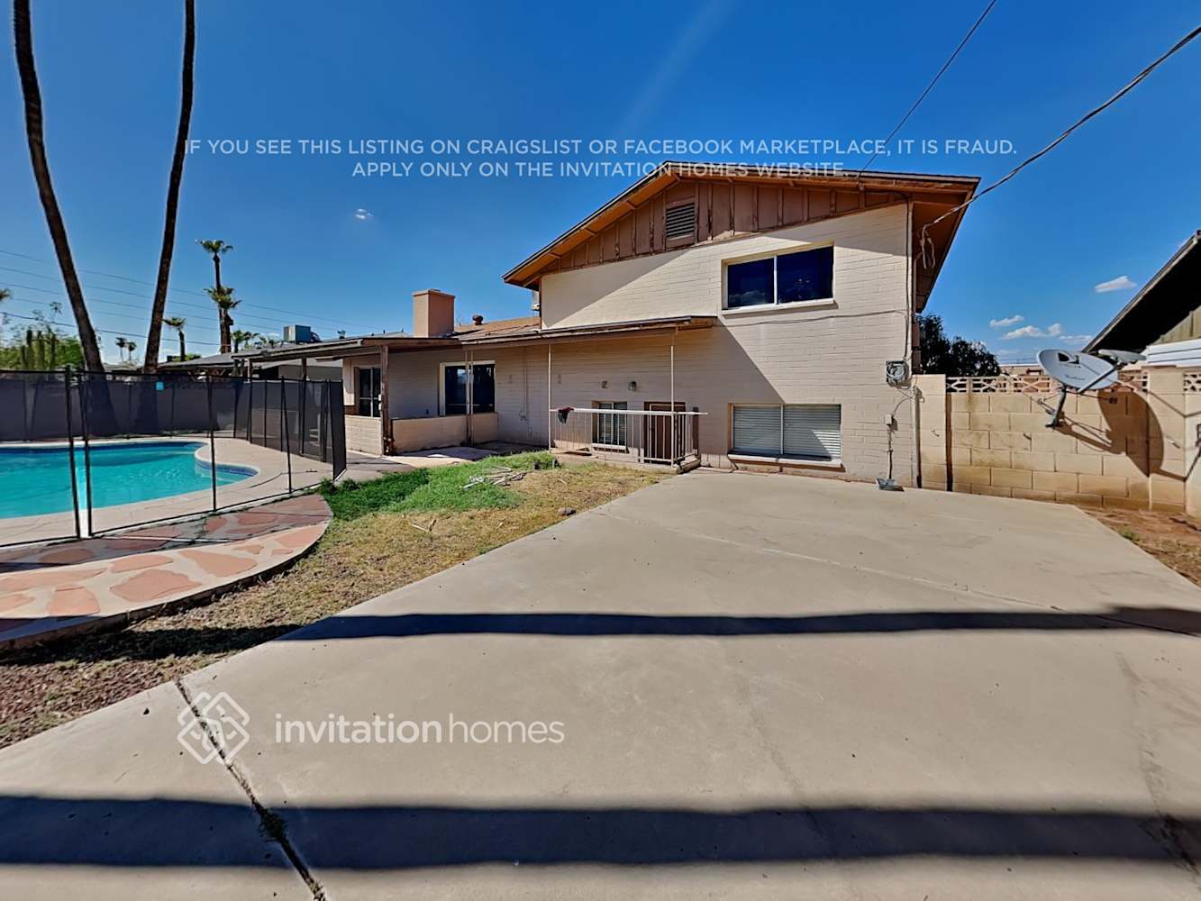 Building Photo - 4033 W San Juan Ave