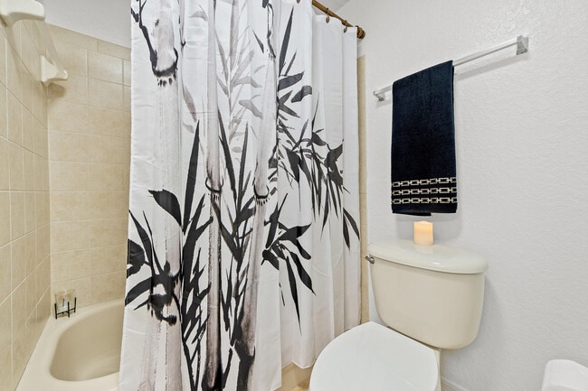 Building Photo - 140 NW Peacock Blvd