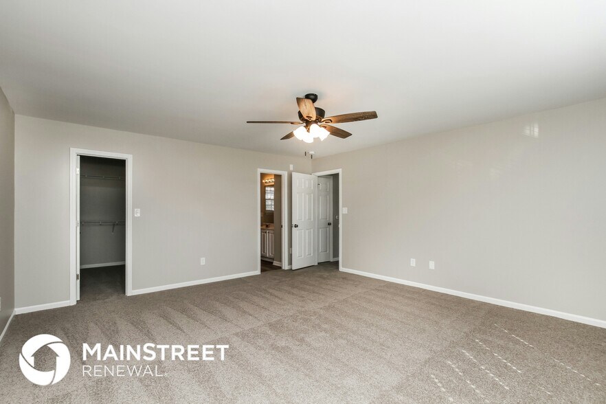 Building Photo - 2335 Richard Rozzelle Dr