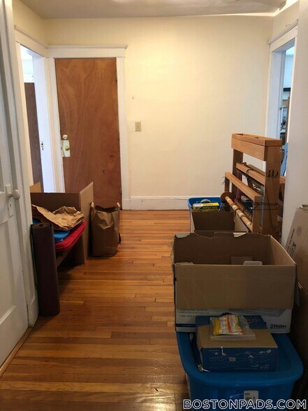 Building Photo - 24 Claymoss Rd