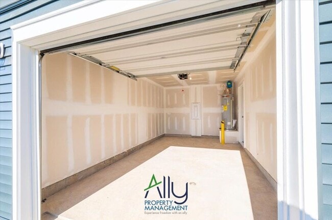 Building Photo - 54 Sophie Kathryn Dr