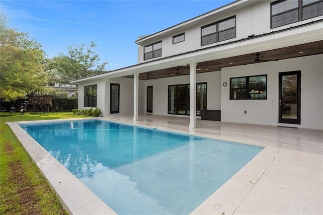 Building Photo - 1814 Barker Dr