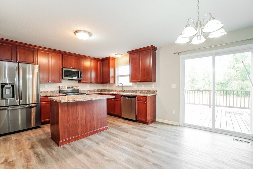 Building Photo - 77 Faulkner Dr