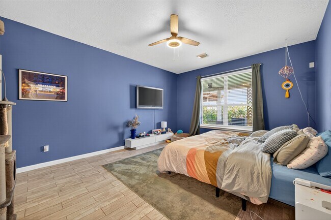 Building Photo - 20606 Spring Aspen Ln