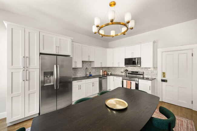 Building Photo - 1326 Broadway-SI FL3-ID1312458P