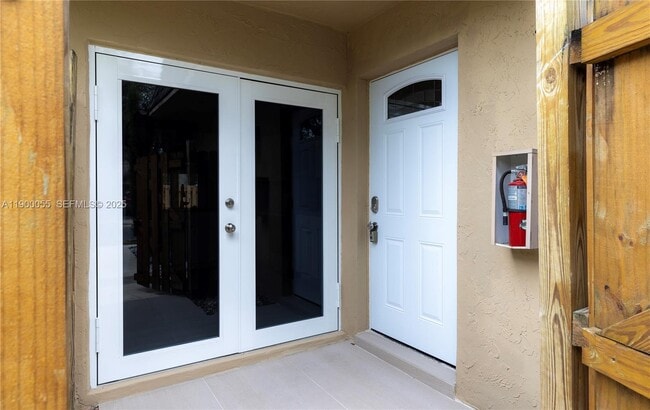 Building Photo - 14237 SW 94th Cir Ln