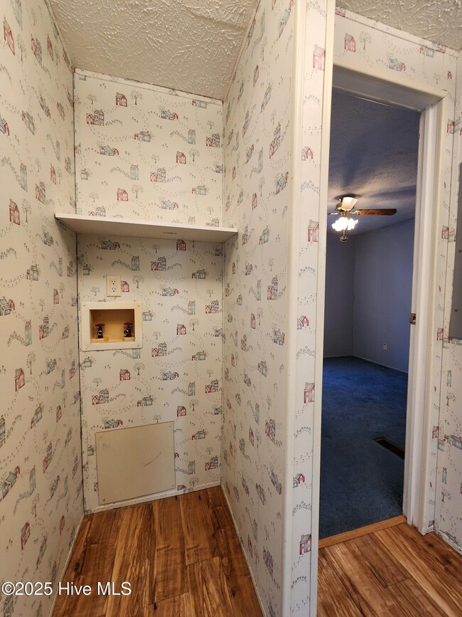 Building Photo - 508 Ocean Spray Dr