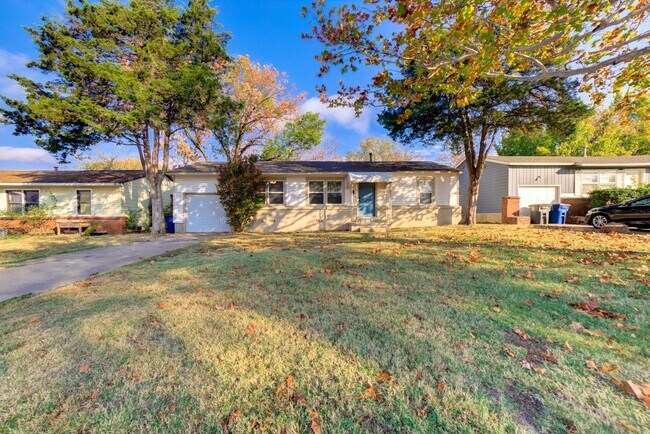 Building Photo - Welcome home to this charming 1955 ranch that's ready for modern living. This 3-bedroom, 1-bath h...