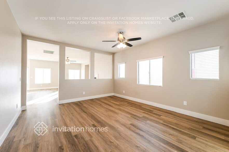 Building Photo - 4944 Teal Petals St