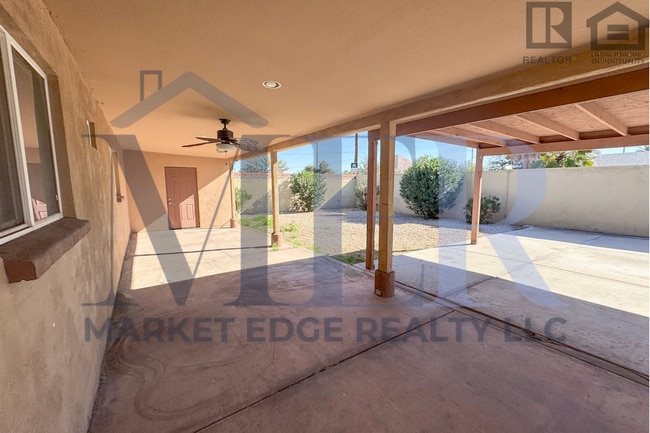 Building Photo - 5Bed/5Bath House at University Dr/Priest Dr! Move-In Ready on 05/07/2026! - 4 CAR CARPORT! NO HOA!