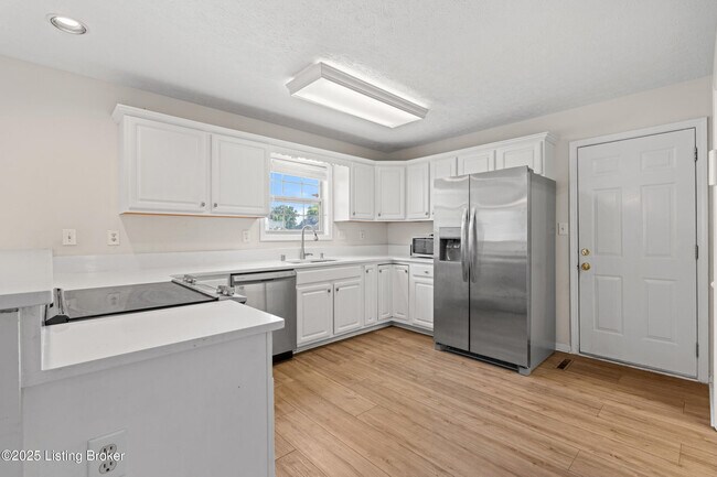 Building Photo - 8212 Grandel Pl