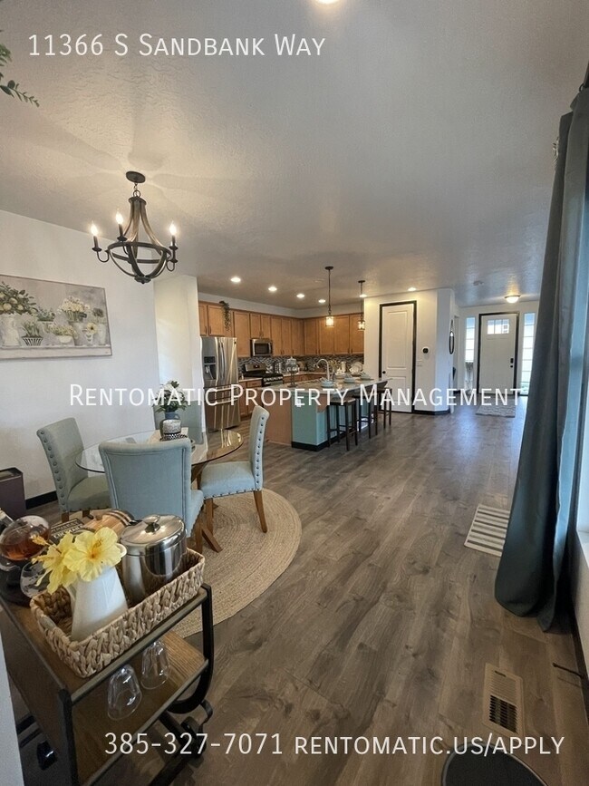 Building Photo - 11366 Sandbank Way