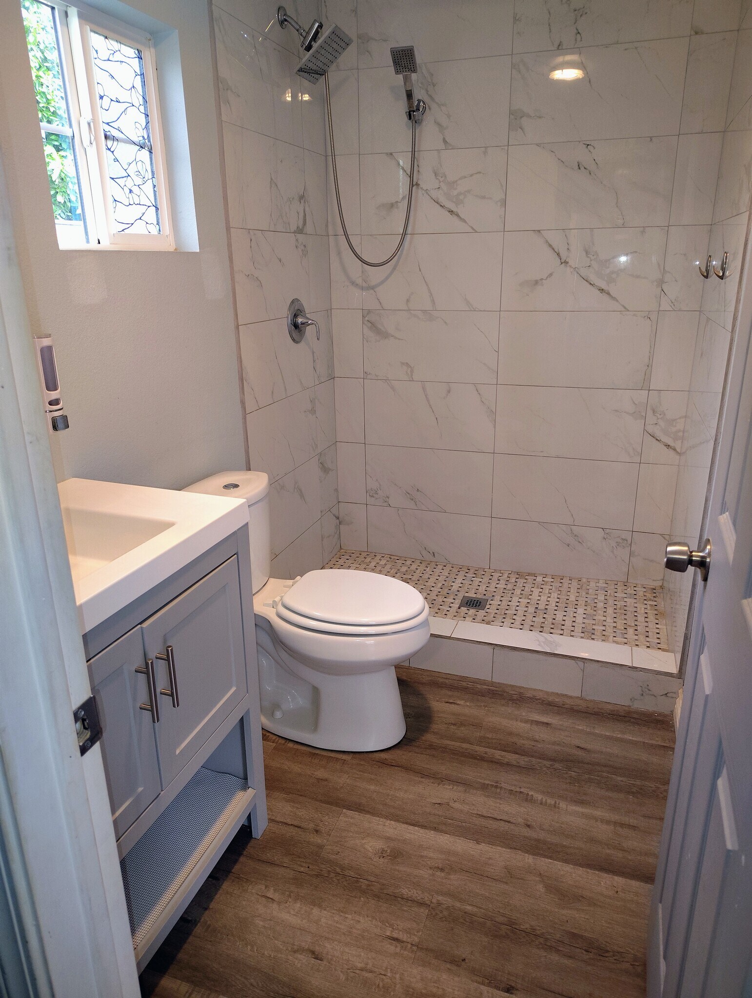 Building Photo - 3530 Las Tunas Pl