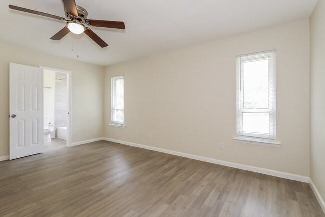 Building Photo - 4324 Pilgrim Way