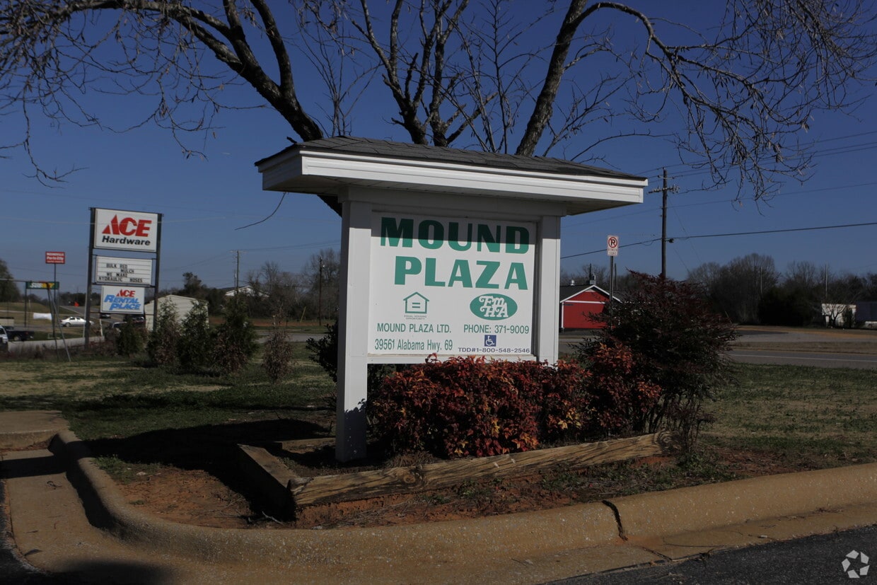 Mound Plaza Apartments - 39561 Al Highway 69 Moundville AL 35474 |  Apartment Finder