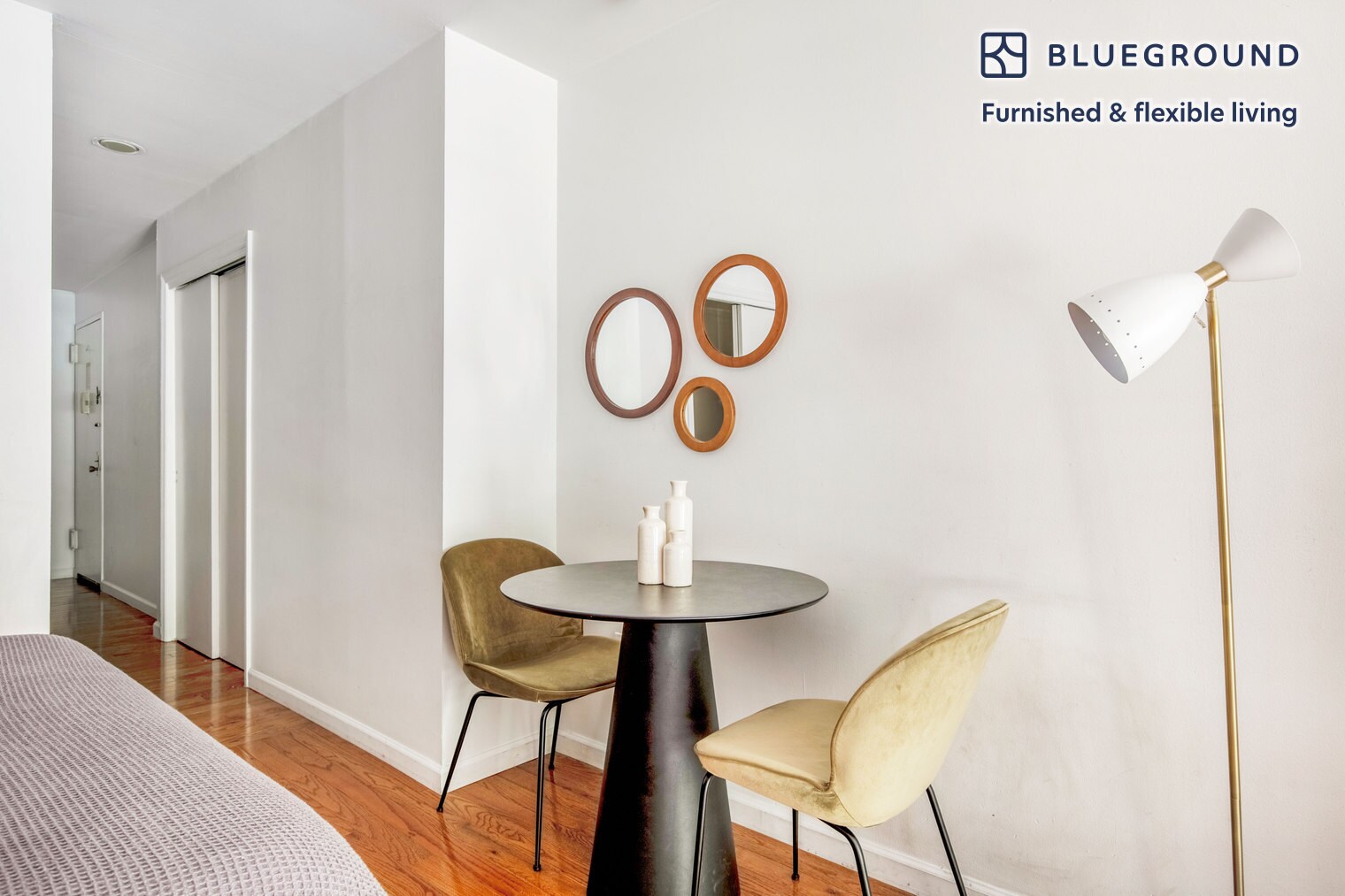 Building Photo - 220 E 14th St