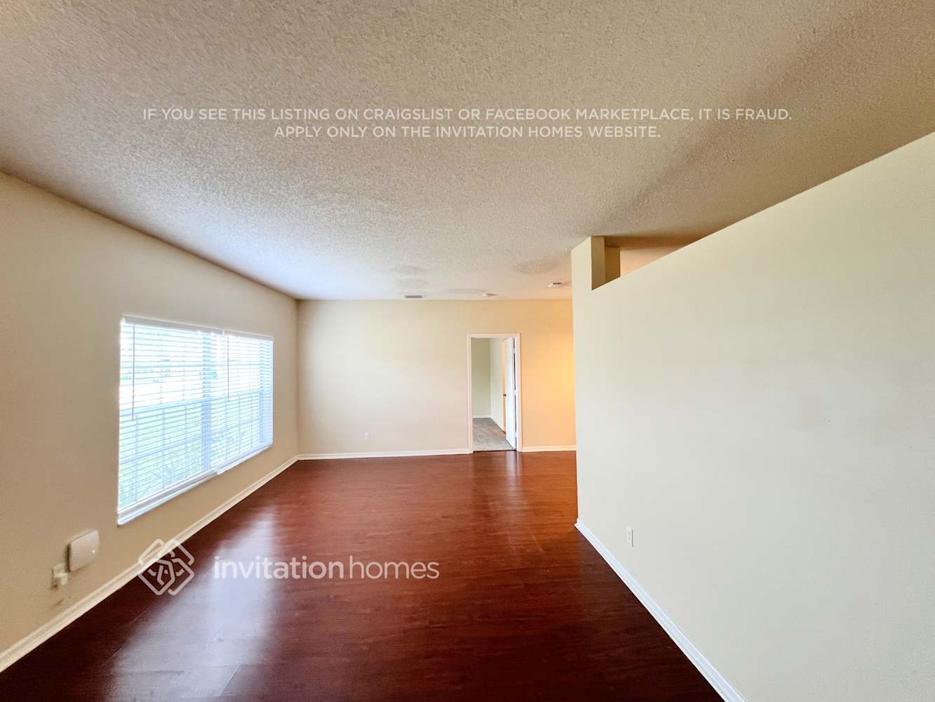 Building Photo - 102 NW Carmelite St