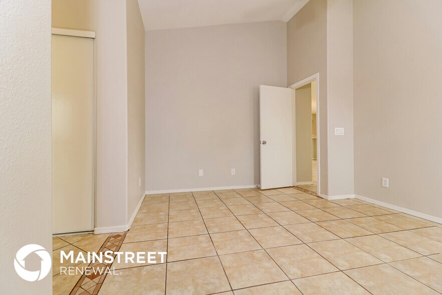 Building Photo - 7721 W Rancho Dr