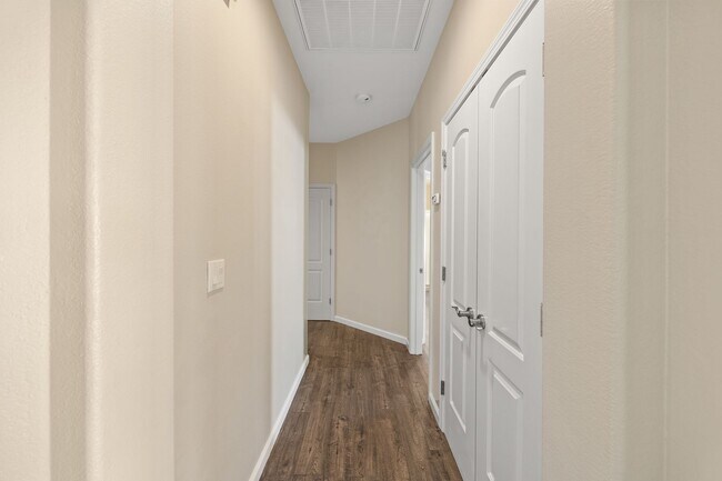 Building Photo - **Charming Home for Rent in Damonte Ranch**