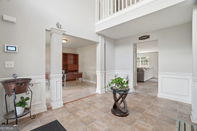 Building Photo - 3951 Oak Field Dr