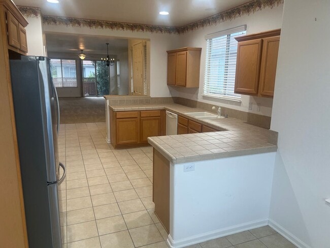 Building Photo - Toscana 55 year plus Gated Community is Sp...