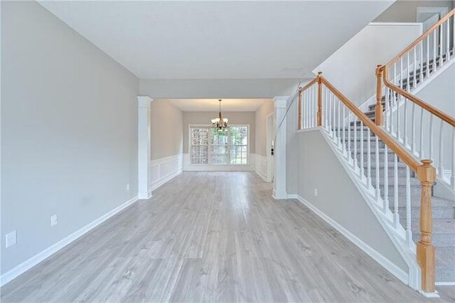 Building Photo - 145 Sessingham Ln