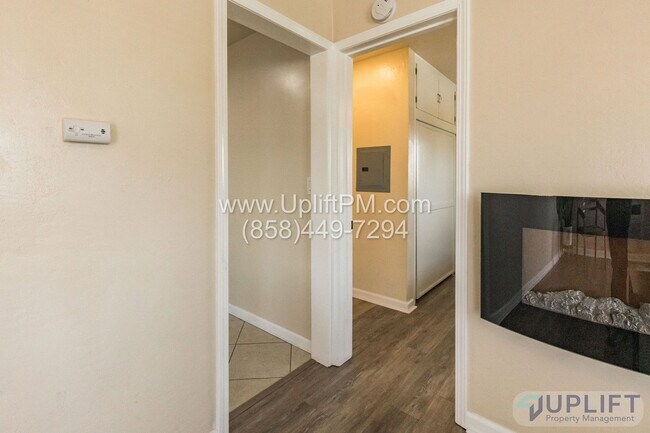 Building Photo - 4124 Gamma St