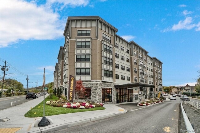 Building Photo - 92 Blauvelt Wy