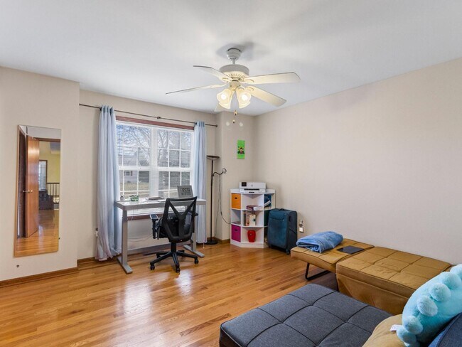 Building Photo - 6306 Vicksburg Rd