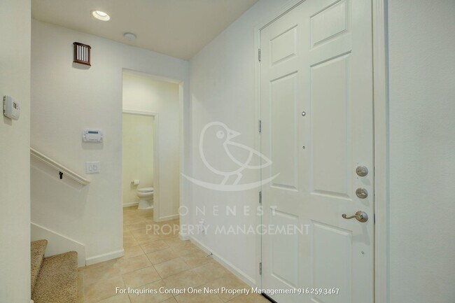 Building Photo - West Roseville, 4 bd 2.5 bth