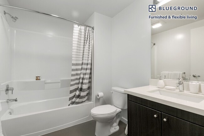 Building Photo - 900 Folsom St