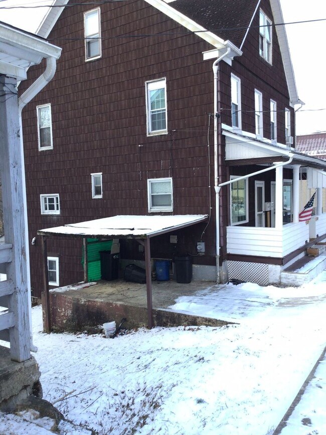 Building Photo - 520-522 Woodvale Ave