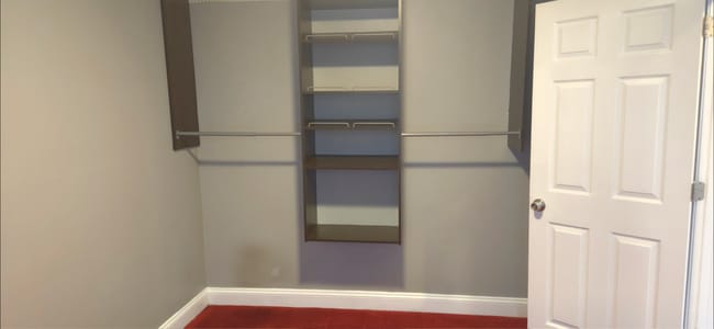 Building Photo - Cute two bed Warren Bungalow