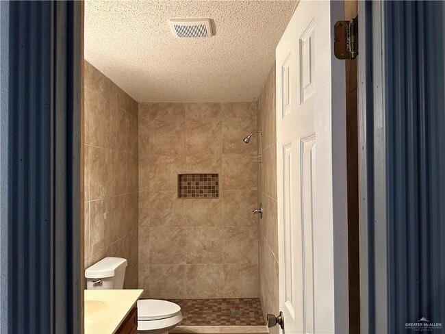 Building Photo - 4705 Savannah Dr