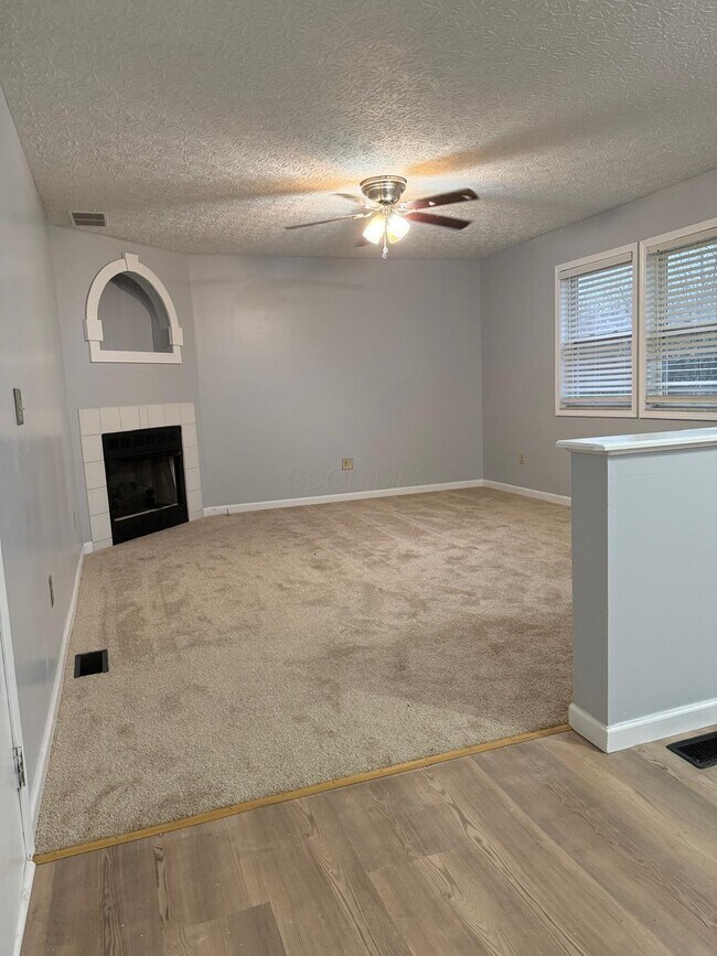 Building Photo - 6729 Kristins Cove Ln