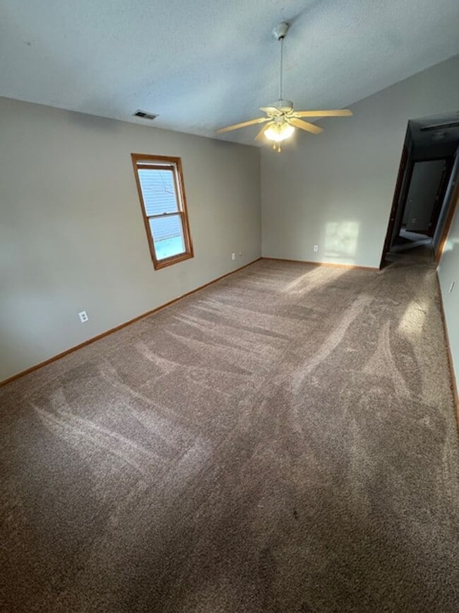 Building Photo - 6621 Wood Rim Run