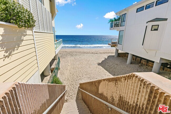 Building Photo - 25157 Malibu Rd