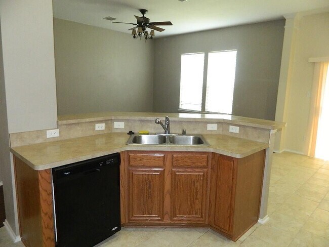 Building Photo - 1132 Honeywell Dr