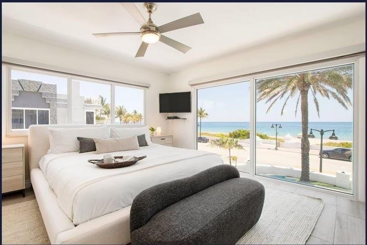 Building Photo - 3350 NE 14th Ct