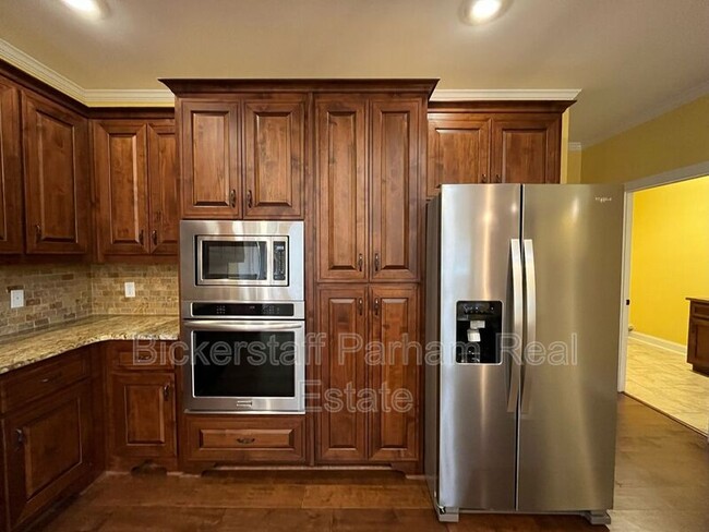 Building Photo - 7073 Spring Walk Dr