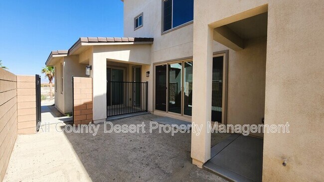 Building Photo - 35944 Randall Ln