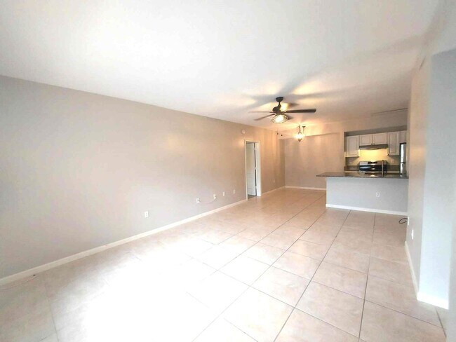 Building Photo - Gorgeous two-bedroom Condo