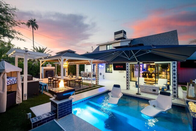 Building Photo - 8543 E Valley Vista Dr