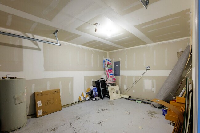 Building Photo - 425B6 Summit Terrace Ct