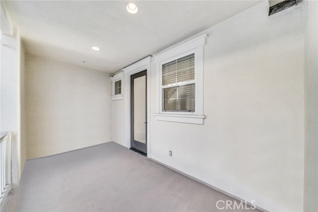 Building Photo - 814 Silk Tree