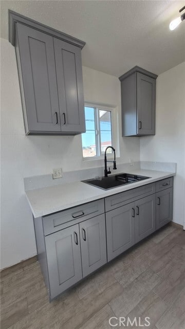 Building Photo - 645 S Gerhart Ave