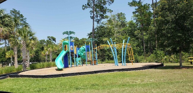 Building Photo - 602 Crescent Key Dr