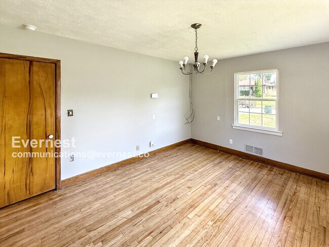 Building Photo - 1316 43rd St N