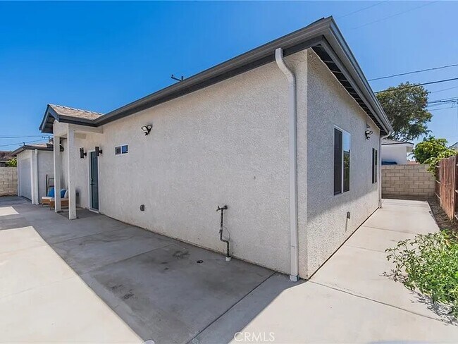 Building Photo - 12576 Barbara Ave